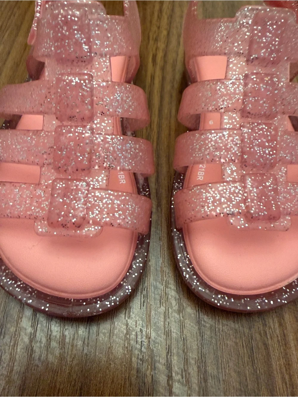 Mini Melissa Glitter Jelly Sandals in Pink (size 6, but run small!)